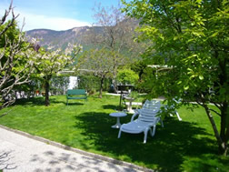 VillaGroff_Garten.jpg
